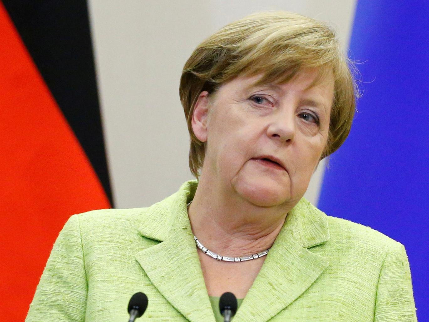 Παράταση των συνοριακών ελέγχων εντός της ζώνης Σέκγκεν ζητά η Μέρκελ